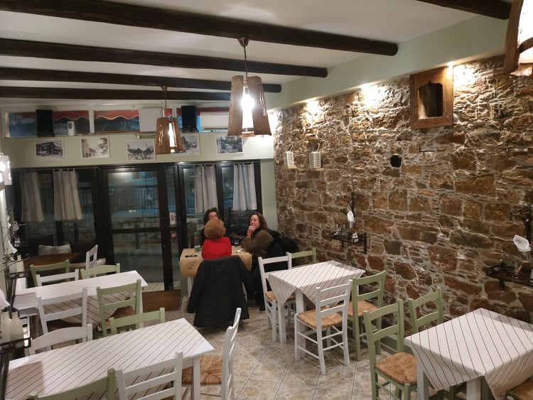 ΜΕΖΕ ΛΑ ΦΑΜ