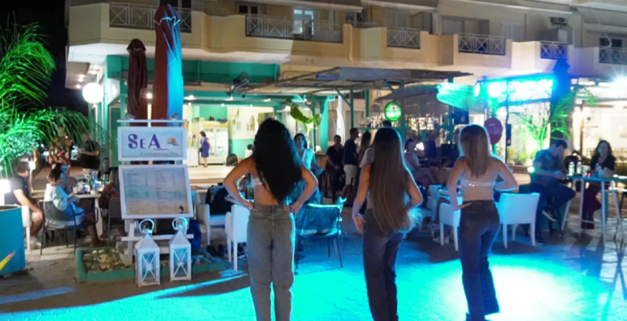 SEA | BEACH BAR