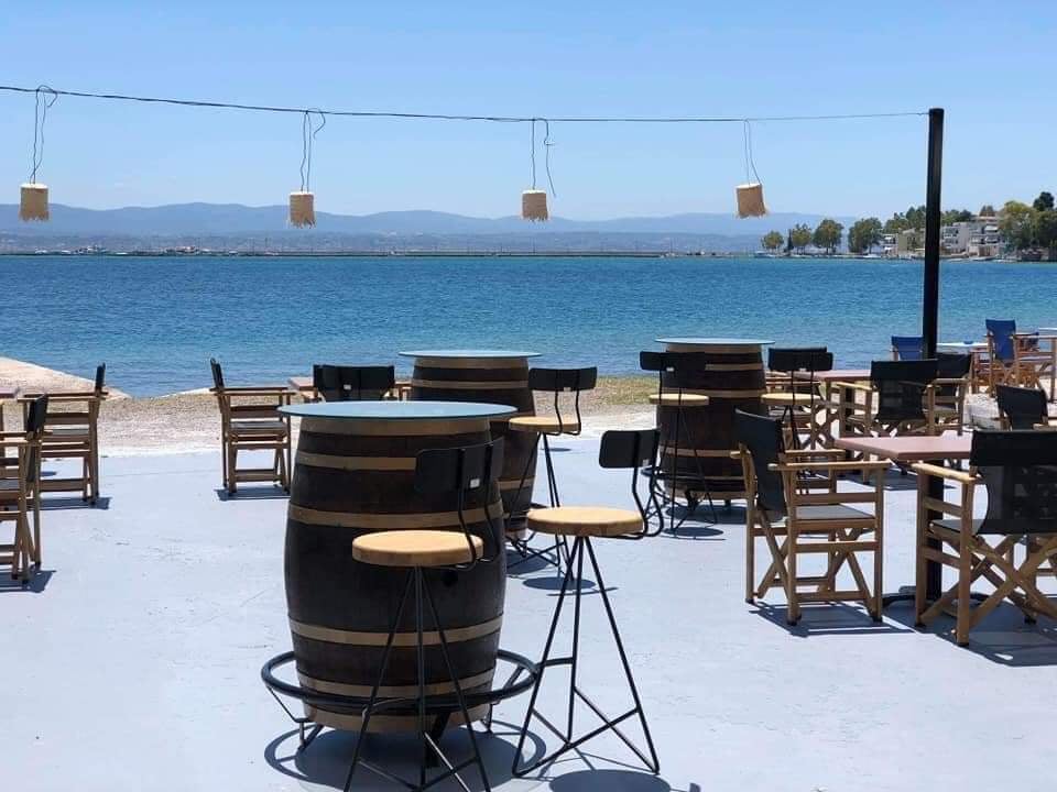 LYKOS WINE BAR