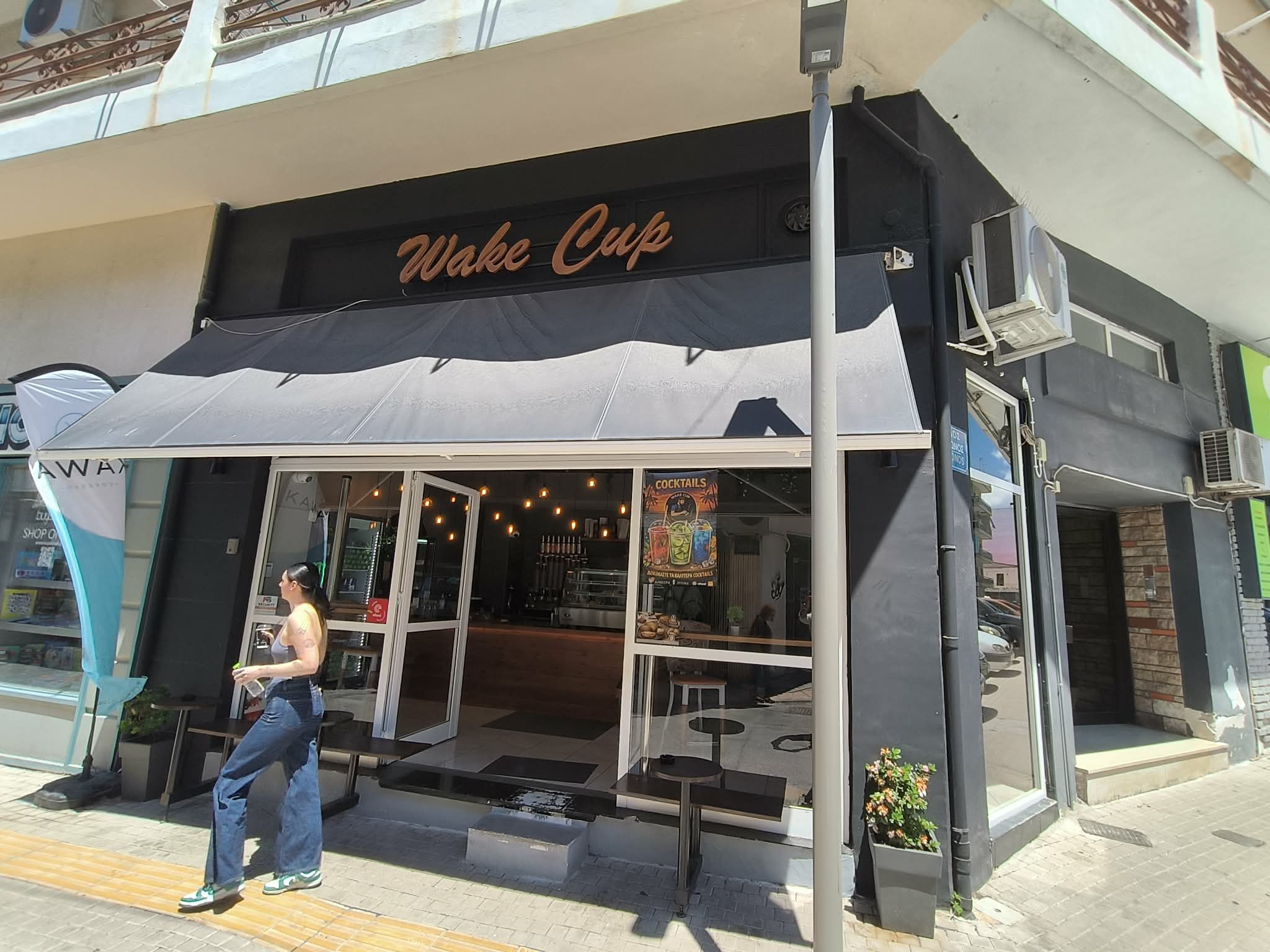 WAKE CUP