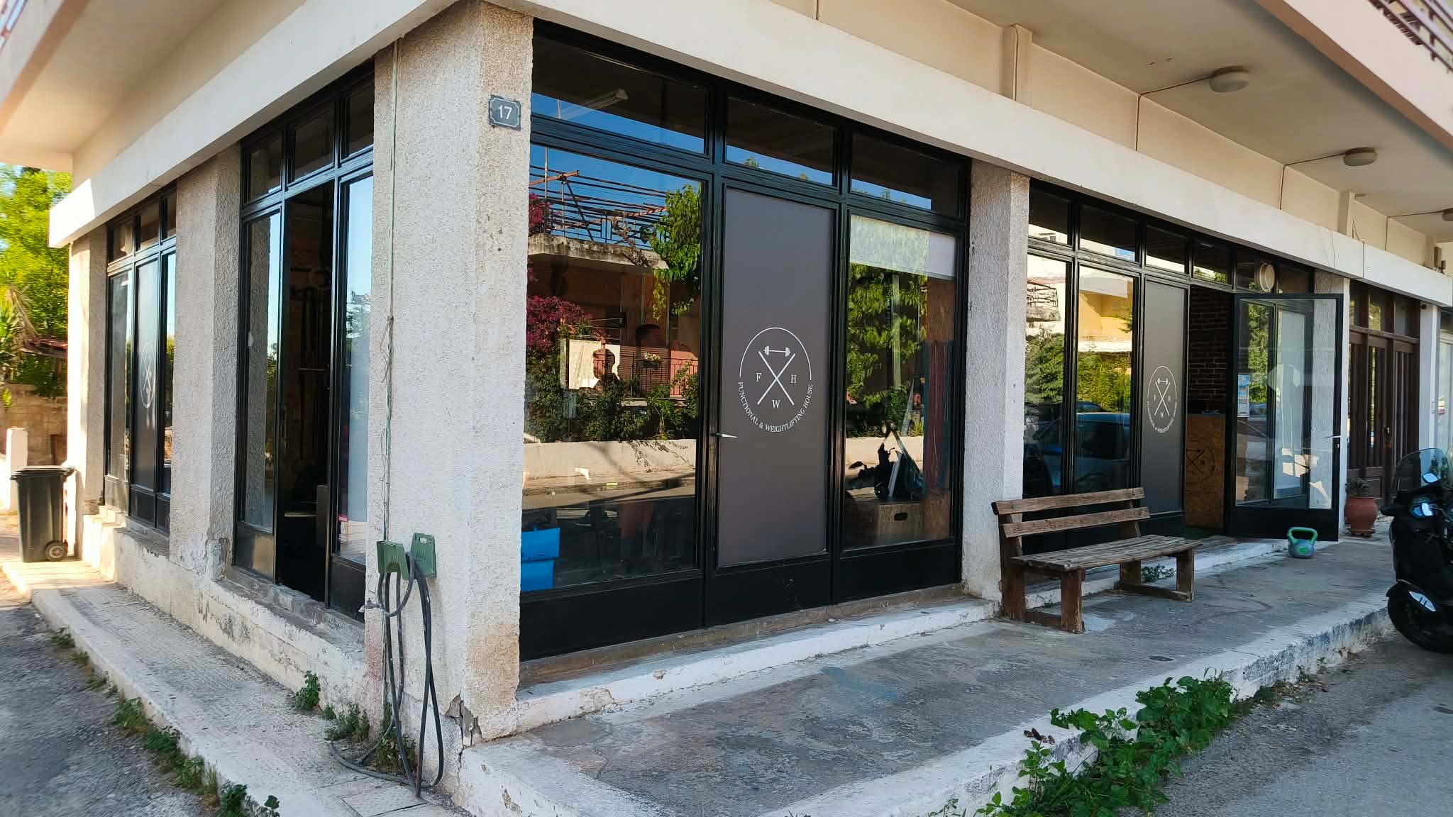 FUNCTIONAL & WEIGHTLIFTING HOUSE