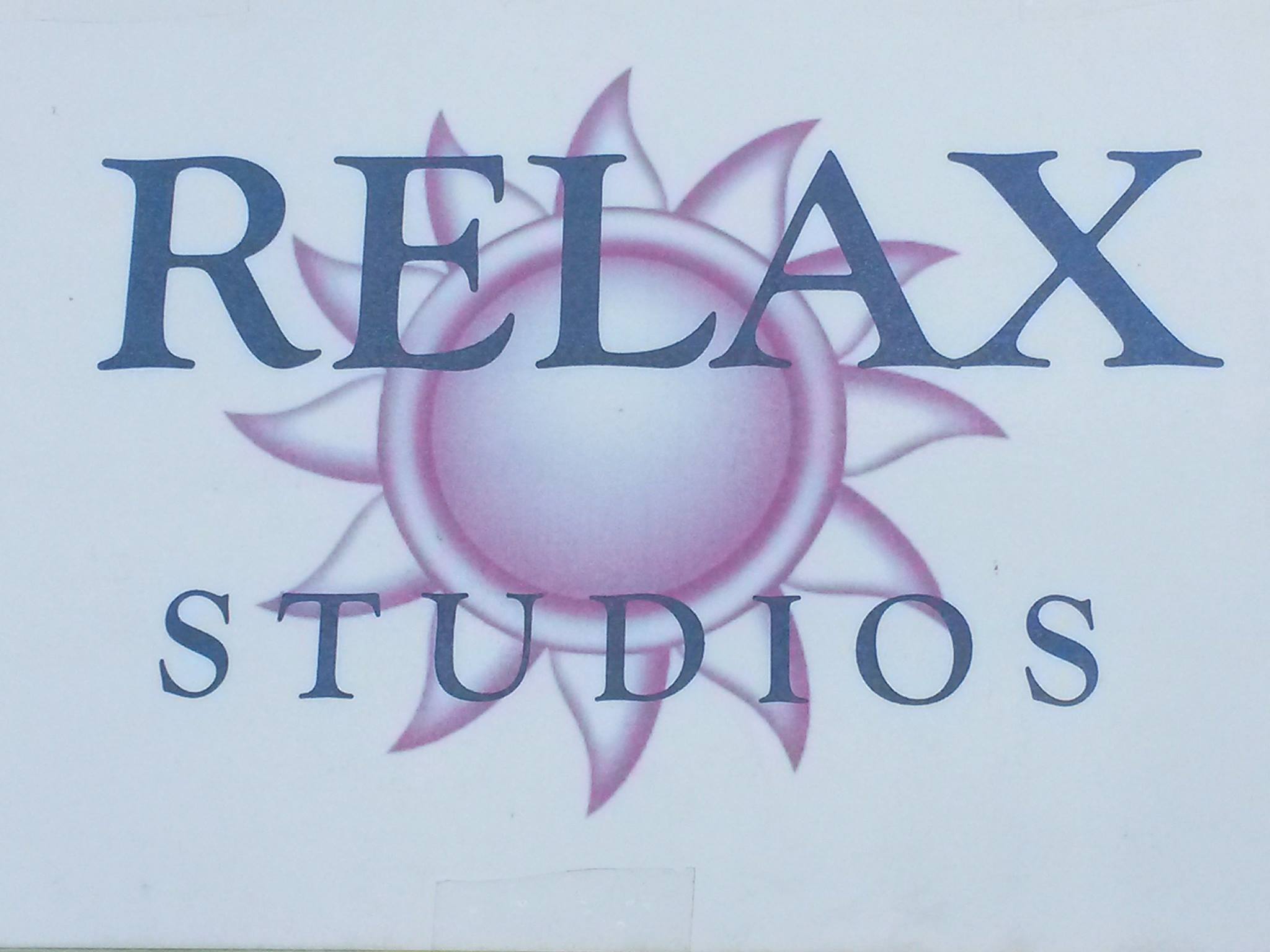 RELAX STUDIO